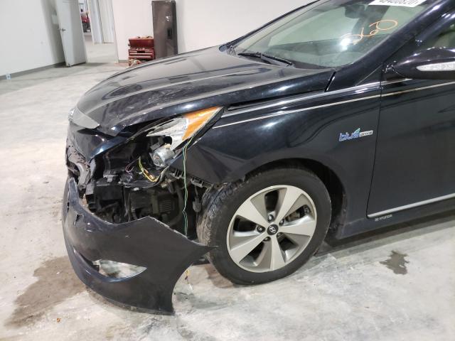 Photo 8 VIN: KMHEC4A45CA057570 - HYUNDAI SONATA HYB 