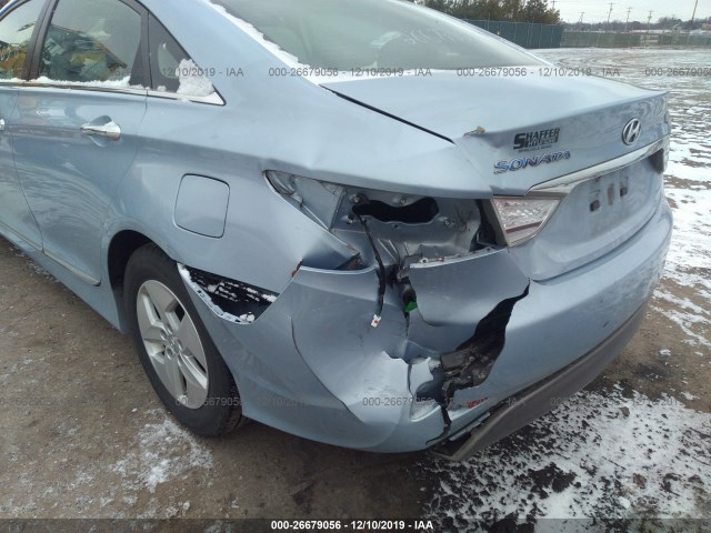 Photo 5 VIN: KMHEC4A45CA060534 - HYUNDAI SONATA 