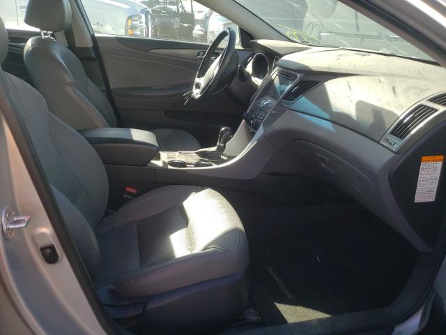 Photo 4 VIN: KMHEC4A45CA062736 - HYUNDAI SONATA HYB 