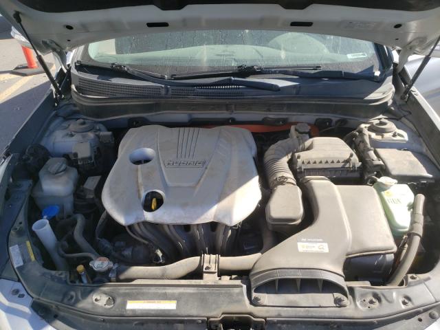 Photo 6 VIN: KMHEC4A45CA062736 - HYUNDAI SONATA HYB 