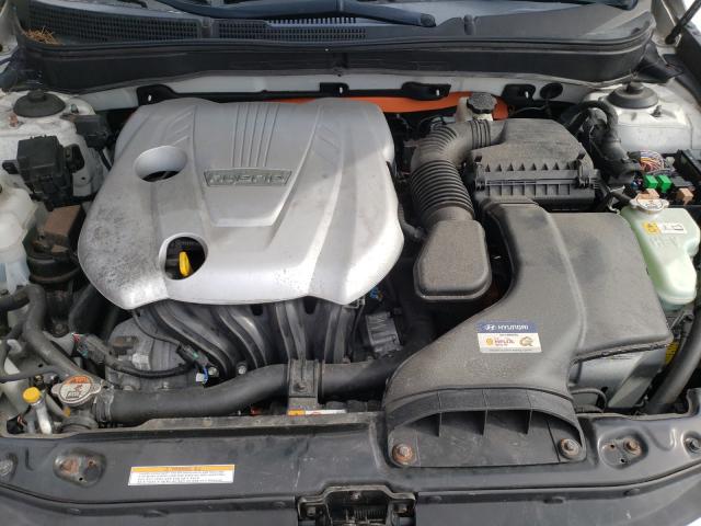 Photo 6 VIN: KMHEC4A45DA080123 - HYUNDAI SONATA HYB 