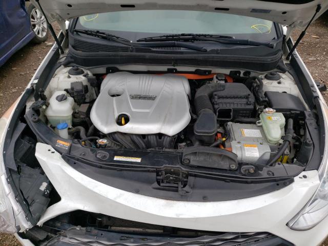 Photo 6 VIN: KMHEC4A45DA090070 - HYUNDAI SONATA HYB 