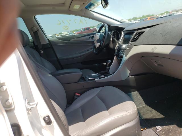 Photo 4 VIN: KMHEC4A45FA127976 - HYUNDAI SONATA HYB 