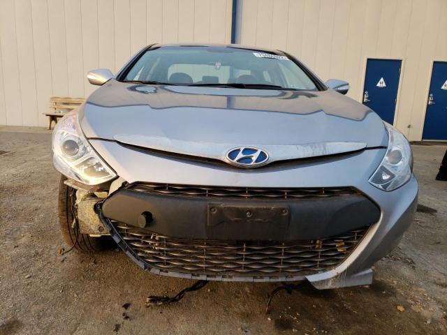 Photo 4 VIN: KMHEC4A45FA137455 - HYUNDAI SONATA HYB 