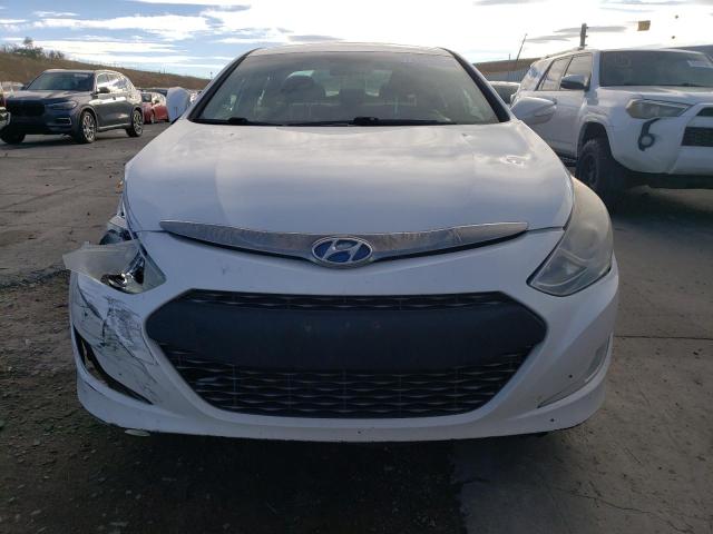 Photo 4 VIN: KMHEC4A46BA005704 - HYUNDAI SONATA 