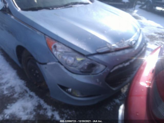 Photo 5 VIN: KMHEC4A46BA007940 - HYUNDAI SONATA 