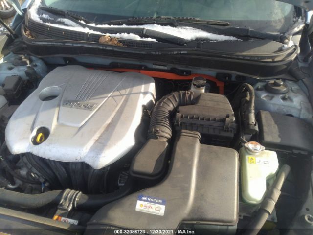 Photo 9 VIN: KMHEC4A46BA007940 - HYUNDAI SONATA 