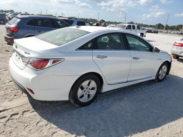 Photo 2 VIN: KMHEC4A46CA020608 - HYUNDAI SONATA HYB 