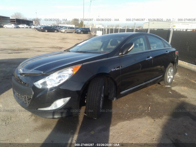 Photo 1 VIN: KMHEC4A46CA056881 - HYUNDAI SONATA 