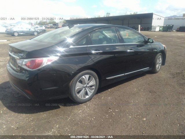 Photo 3 VIN: KMHEC4A46EA116063 - HYUNDAI SONATA 