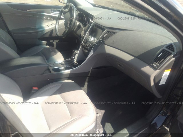 Photo 4 VIN: KMHEC4A46EA116063 - HYUNDAI SONATA 