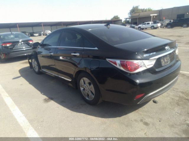 Photo 2 VIN: KMHEC4A47BA000219 - HYUNDAI SONATA 