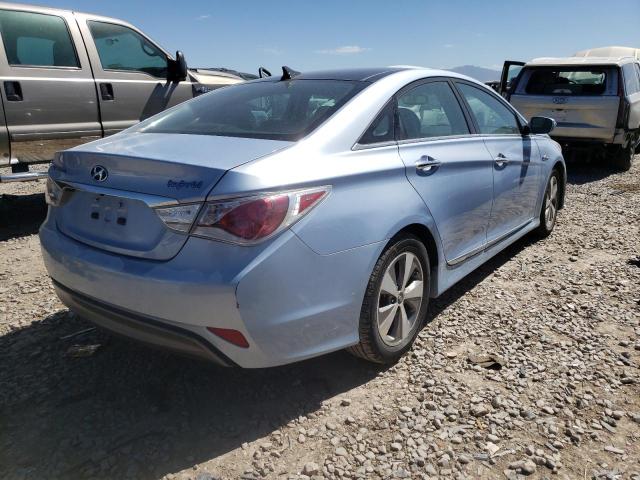 Photo 3 VIN: KMHEC4A47BA000303 - HYUNDAI SONATA 