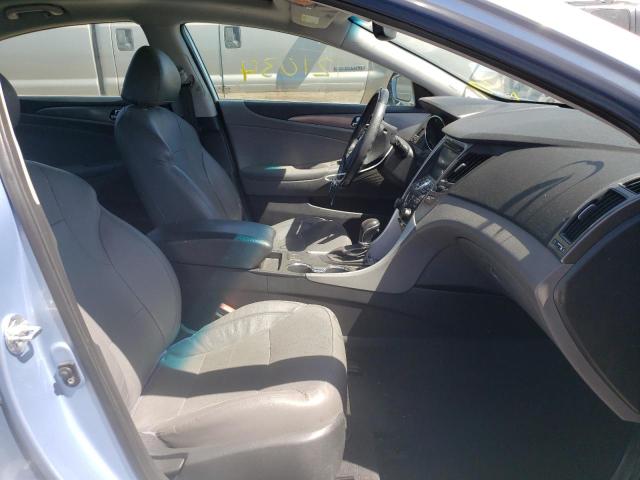 Photo 4 VIN: KMHEC4A47BA000303 - HYUNDAI SONATA 