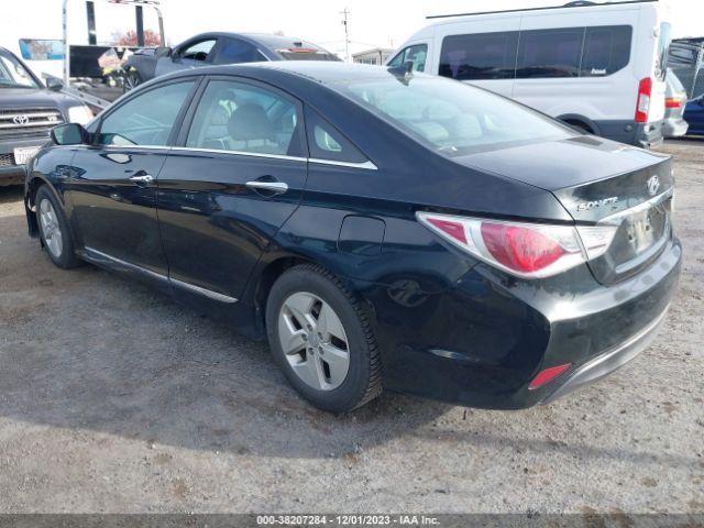 Photo 2 VIN: KMHEC4A47BA003556 - HYUNDAI SONATA HYBRID 