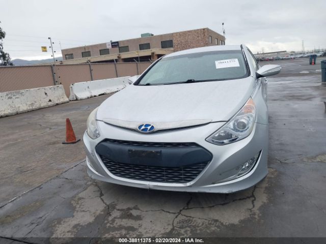 Photo 5 VIN: KMHEC4A47BA005050 - HYUNDAI SONATA HYBRID 