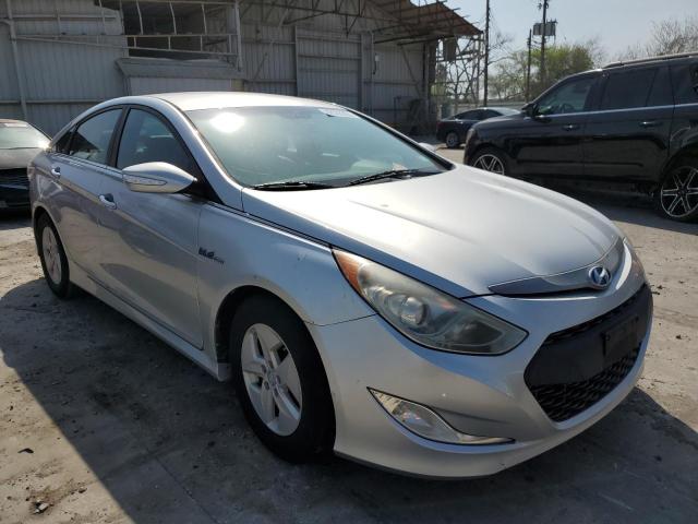 Photo 3 VIN: KMHEC4A47BA005727 - HYUNDAI SONATA HYB 