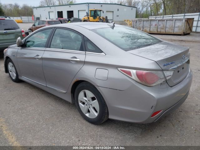 Photo 2 VIN: KMHEC4A47BA006117 - HYUNDAI SONATA HYBRID 