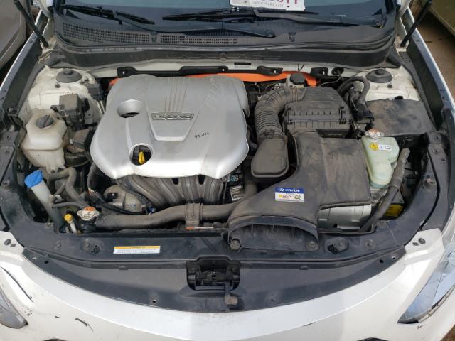 Photo 6 VIN: KMHEC4A47BA011088 - HYUNDAI SONATA HYB 