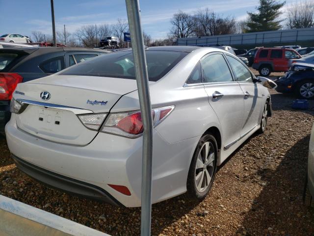 Photo 3 VIN: KMHEC4A47BA011088 - HYUNDAI SONATA HYB 