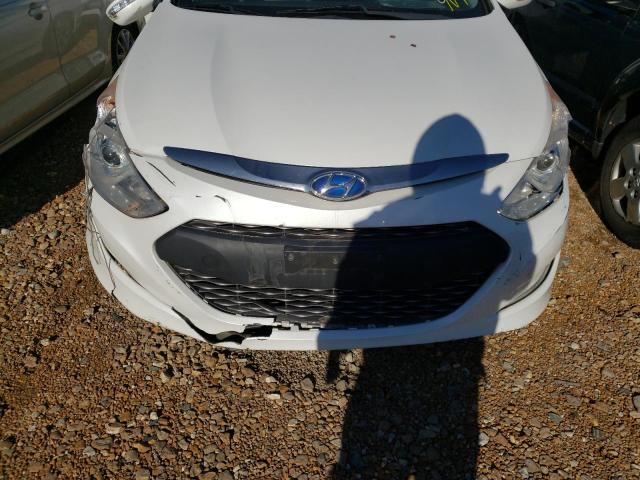 Photo 8 VIN: KMHEC4A47BA011088 - HYUNDAI SONATA HYB 