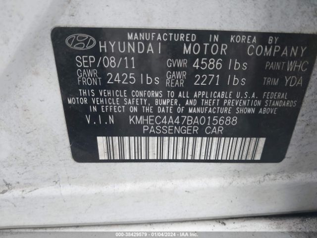 Photo 8 VIN: KMHEC4A47BA015688 - HYUNDAI SONATA HYBRID 