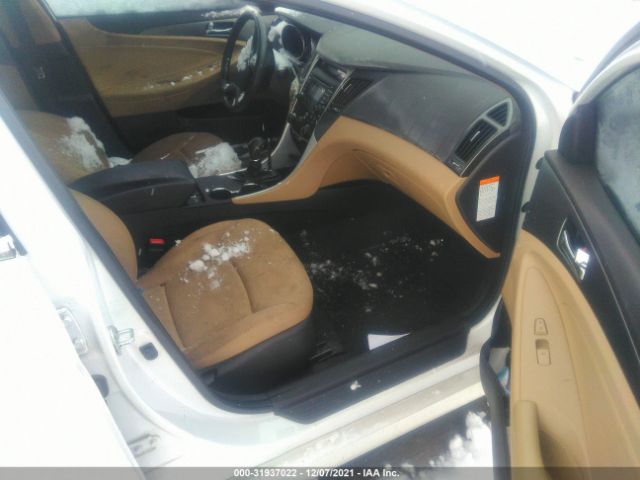 Photo 4 VIN: KMHEC4A47CA030435 - HYUNDAI SONATA 