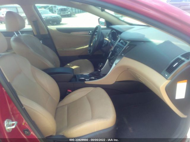 Photo 4 VIN: KMHEC4A47CA042181 - HYUNDAI SONATA 