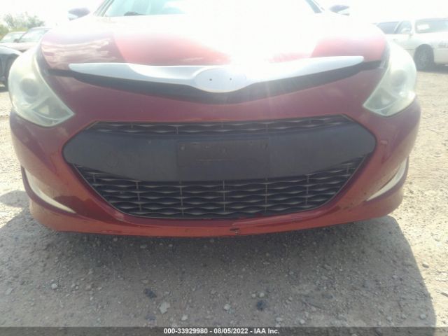 Photo 5 VIN: KMHEC4A47CA042181 - HYUNDAI SONATA 