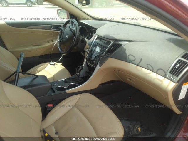 Photo 4 VIN: KMHEC4A47CA042990 - HYUNDAI SONATA 