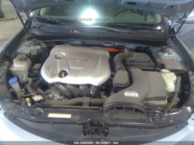 Photo 9 VIN: KMHEC4A47CA046070 - HYUNDAI SONATA 