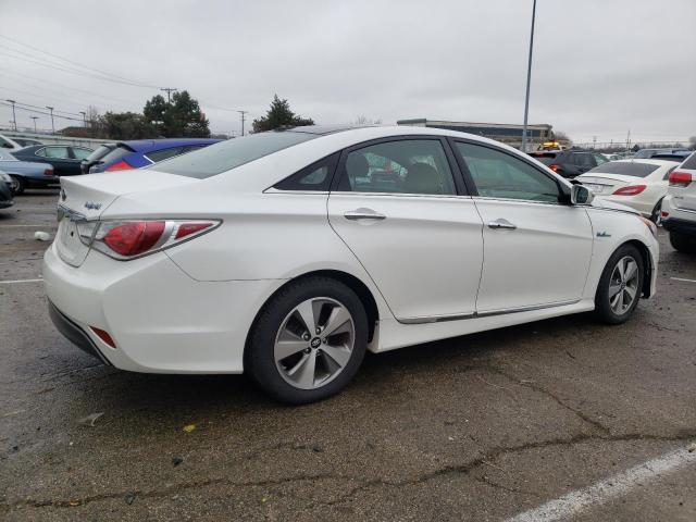 Photo 2 VIN: KMHEC4A47CA054606 - HYUNDAI SONATA HYB 