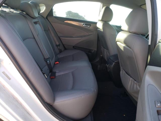 Photo 5 VIN: KMHEC4A47CA054802 - HYUNDAI SONATA HYB 