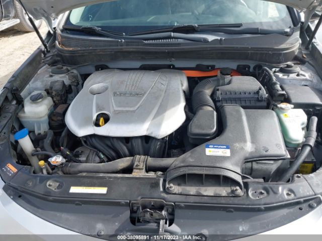 Photo 9 VIN: KMHEC4A47DA051299 - HYUNDAI SONATA HYBRID 