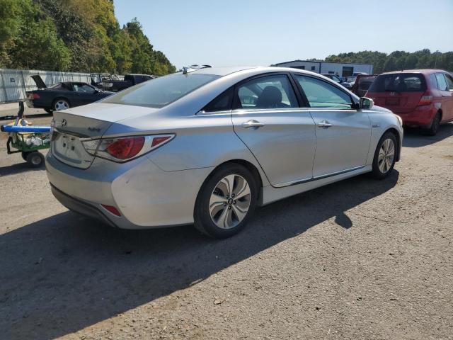 Photo 2 VIN: KMHEC4A47DA088546 - HYUNDAI SONATA HYB 