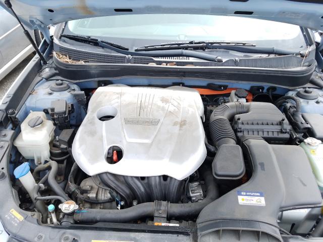 Photo 6 VIN: KMHEC4A47DA098557 - HYUNDAI SONATA HYB 