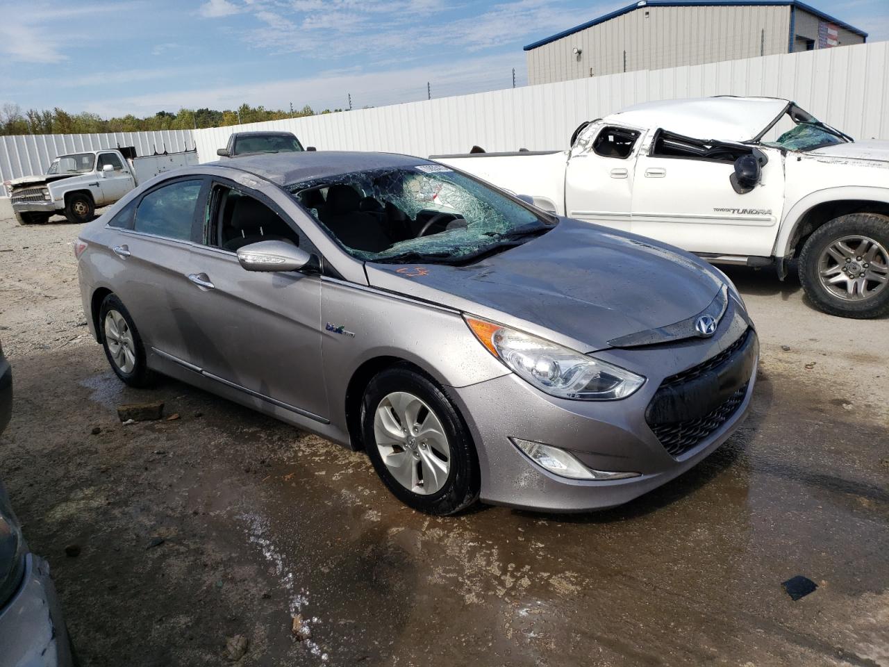 Photo 15 VIN: KMHEC4A47DA099238 - HYUNDAI SONATA HYB 