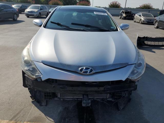 Photo 4 VIN: KMHEC4A47EA103807 - HYUNDAI SONATA 