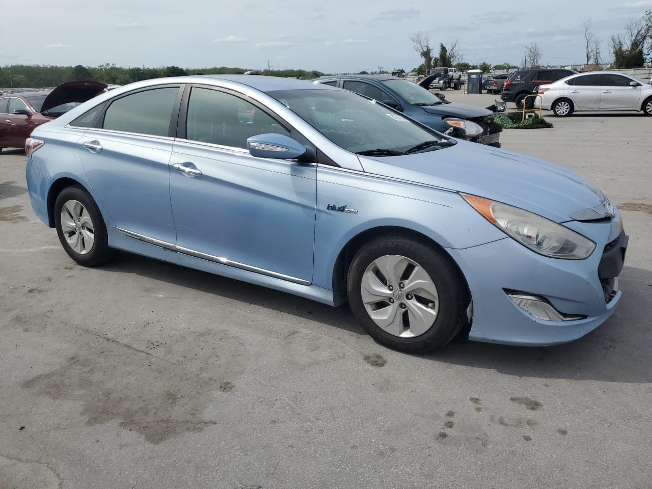 Photo 3 VIN: KMHEC4A47FA122391 - HYUNDAI SONATA 