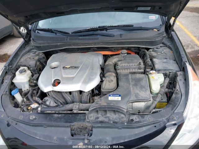 Photo 9 VIN: KMHEC4A47FA131432 - HYUNDAI SONATA 