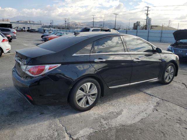 Photo 2 VIN: KMHEC4A47FA136310 - HYUNDAI SONATA 