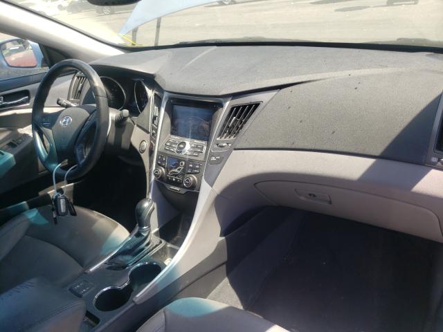 Photo 8 VIN: KMHEC4A48BA002478 - HYUNDAI SONATA HYB 