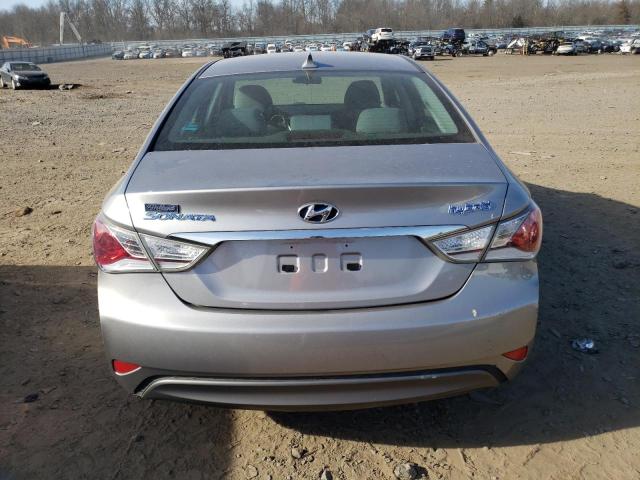 Photo 5 VIN: KMHEC4A48BA005106 - HYUNDAI SONATA HYB 