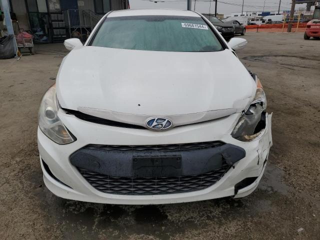 Photo 4 VIN: KMHEC4A48CA021128 - HYUNDAI SONATA HYB 