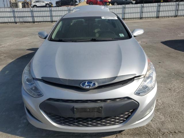 Photo 4 VIN: KMHEC4A48CA033831 - HYUNDAI SONATA 