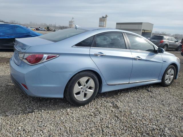 Photo 2 VIN: KMHEC4A48CA038009 - HYUNDAI SONATA 