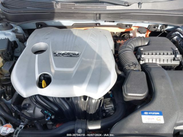 Photo 9 VIN: KMHEC4A48CA046529 - HYUNDAI SONATA HYBRID 