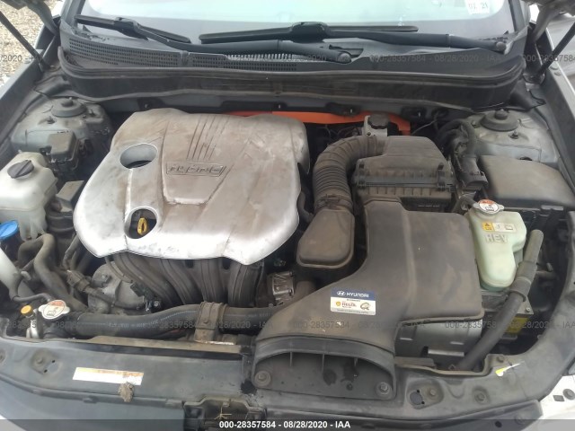 Photo 9 VIN: KMHEC4A48CA060544 - HYUNDAI SONATA 