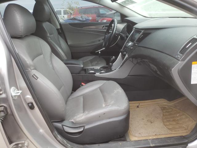 Photo 4 VIN: KMHEC4A48DA080830 - HYUNDAI SONATA 