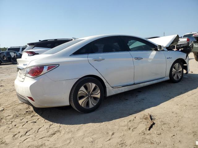 Photo 2 VIN: KMHEC4A48DA084697 - HYUNDAI SONATA HYB 